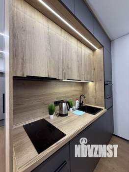 Студия квартира, посуточно, 25м2, 10/25 этаж