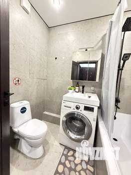 Студия квартира, посуточно, 28м2, 10/25 этаж