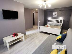 1-к квартира, посуточно, 38м2, 4/9 этаж