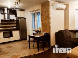 Студия квартира, посуточно, 40м2, 8/24 этаж