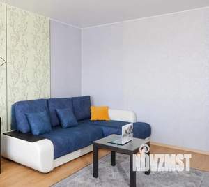 2-к квартира, посуточно, 44м2, 16/22 этаж