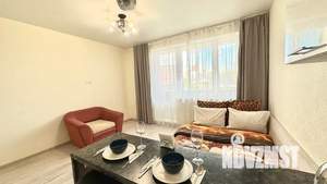 Студия квартира, посуточно, 35м2, 6/24 этаж