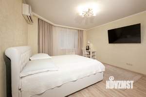 1-к квартира, посуточно, 48м2, 10/17 этаж