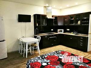 Студия квартира, посуточно, 33м2, 2/24 этаж