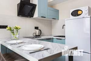 Студия квартира, посуточно, 27м2, 1/15 этаж