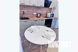 1-к квартира, посуточно, 35м2, 19/25 этаж
