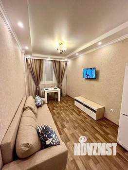 1-к квартира, посуточно, 44м2, 1/1 этаж