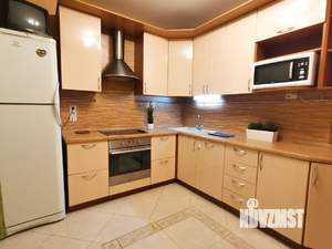 1-к квартира, посуточно, 40м2, 1/25 этаж