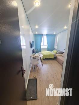 Студия квартира, посуточно, 28м2, 10/25 этаж