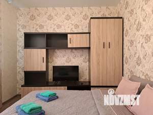 1-к квартира, посуточно, 40м2, 5/20 этаж
