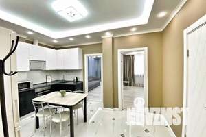 2-к квартира, посуточно, 46м2, 7/24 этаж