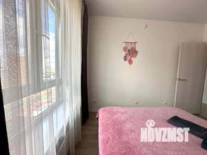 1-к квартира, посуточно, 40м2, 18/23 этаж