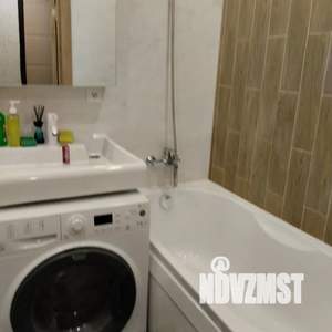 Студия квартира, посуточно, 15м2, 1/17 этаж