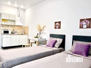 Студия квартира, посуточно, 24м2, 1/20 этаж