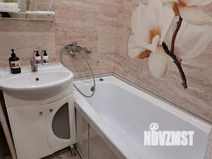 1-к квартира, посуточно, 35м2, 6/9 этаж
