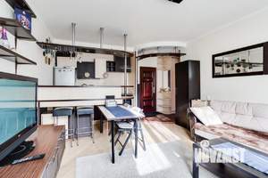 1-к квартира, посуточно, 42м2, 1/1 этаж