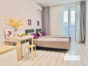 Студия квартира, посуточно, 24м2, 1/20 этаж