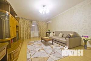 2-к квартира, посуточно, 57м2, 1/1 этаж