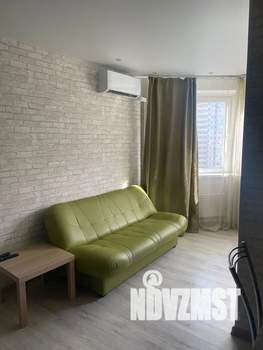 Студия квартира, посуточно, 28м2, 9/19 этаж