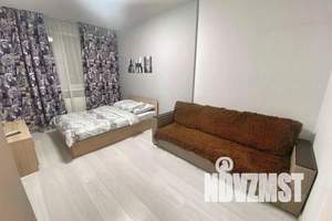 1-к квартира, посуточно, 34м2, 3/25 этаж