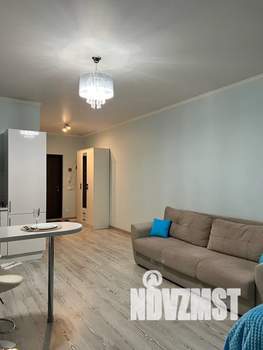 Студия квартира, посуточно, 33м2, 5/25 этаж