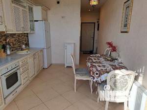 2-к квартира, посуточно, 74м2, 1/1 этаж
