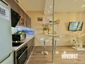 Студия квартира, посуточно, 34м2, 13/22 этаж