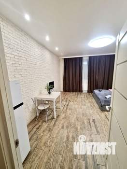 Студия квартира, посуточно, 37м2, 3/24 этаж