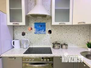 Студия квартира, посуточно, 35м2, 5/22 этаж