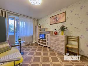 1-к квартира, посуточно, 35м2, 6/9 этаж