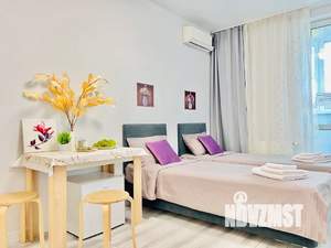 Студия квартира, посуточно, 24м2, 1/20 этаж