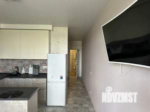 Студия квартира, посуточно, 35м2, 11/25 этаж