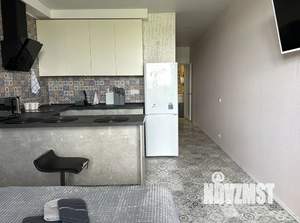 Студия квартира, посуточно, 35м2, 11/25 этаж