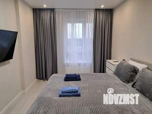 1-к квартира, посуточно, 41м2, 4/25 этаж