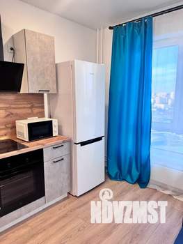 Студия квартира, посуточно, 35м2, 19/25 этаж