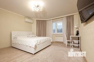 1-к квартира, посуточно, 48м2, 10/17 этаж