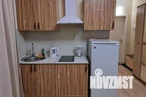 1-к квартира, посуточно, 21м2, 1/20 этаж
