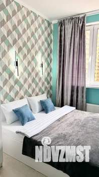 Студия квартира, посуточно, 18м2, 12/25 этаж