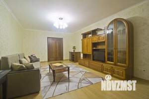 2-к квартира, посуточно, 57м2, 1/1 этаж