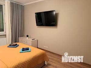 2-к квартира, посуточно, 66м2, 1/1 этаж