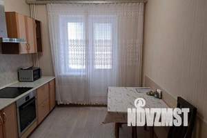 1-к квартира, посуточно, 45м2, 14/22 этаж
