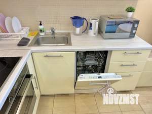 1-к квартира, посуточно, 49м2, 1/1 этаж