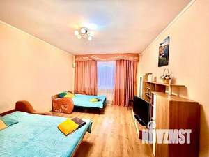 1-к квартира, посуточно, 65м2, 1/1 этаж