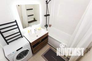 1-к квартира, посуточно, 40м2, 1/25 этаж