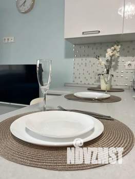 Студия квартира, посуточно, 33м2, 5/25 этаж