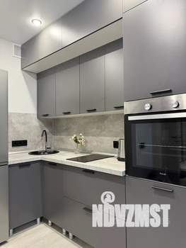 1-к квартира, посуточно, 35м2, 2/25 этаж