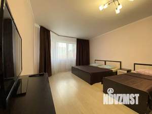 2-к квартира, посуточно, 65м2, 4/17 этаж