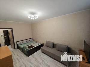 1-к квартира, посуточно, 36м2, 10/22 этаж