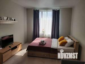 Студия квартира, посуточно, 31м2, 24/25 этаж