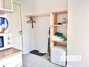 Студия квартира, посуточно, 14м2, 1/20 этаж